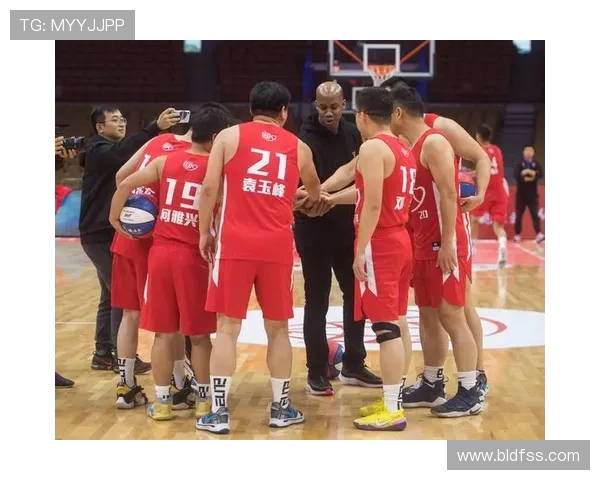 赛后分析：北京篮球队与武汉篮球队的比赛节奏与战术对比探讨