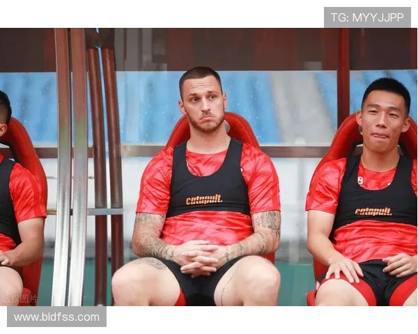 信号军团与瓦斯科的精彩对决结果揭晓引发球迷热议 信号军团与瓦斯科的精彩对决结果揭晓引发球迷热议