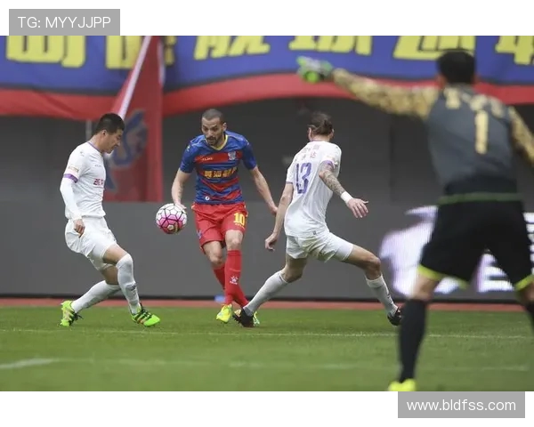 大连超越迎战天津权健期待激烈对决与精彩表现